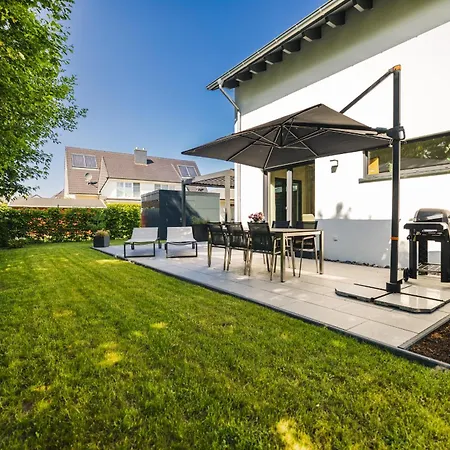 Strandgefluester Deluxe Holiday home Zingst